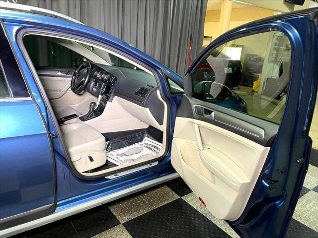used 2017 Volkswagen Golf Alltrack car, priced at $15,991