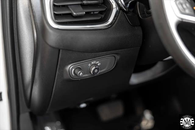 used 2023 Chevrolet Equinox car, priced at $19,995