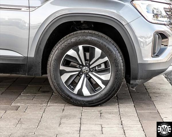 used 2024 Volkswagen Atlas Cross Sport car