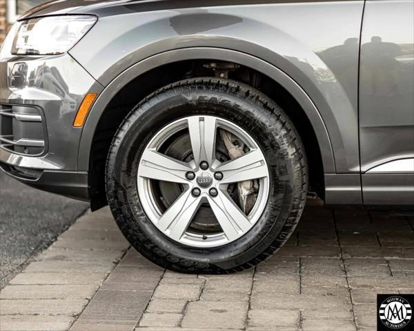 used 2018 Audi Q7 car, priced at $18,495