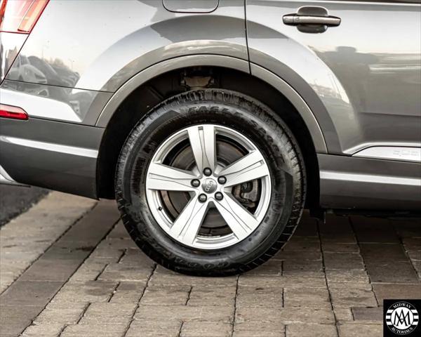 used 2018 Audi Q7 car, priced at $18,495