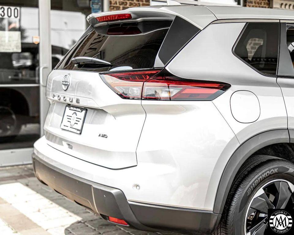 used 2025 Nissan Rogue car, priced at $27,495