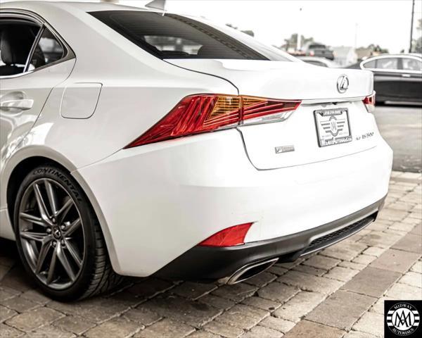 used 2018 Lexus IS 300 car, priced at $25,995