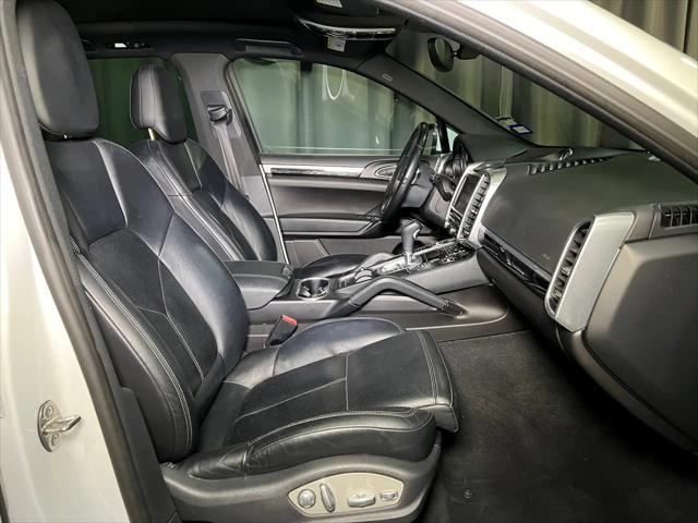 used 2014 Porsche Cayenne car