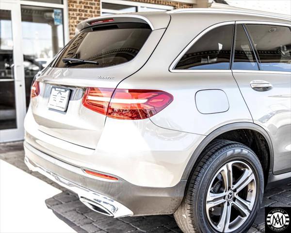 used 2019 Mercedes-Benz GLC 300 car, priced at $18,995