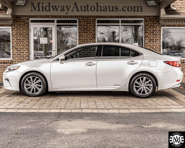 used 2017 Lexus ES 300h car, priced at $20,495