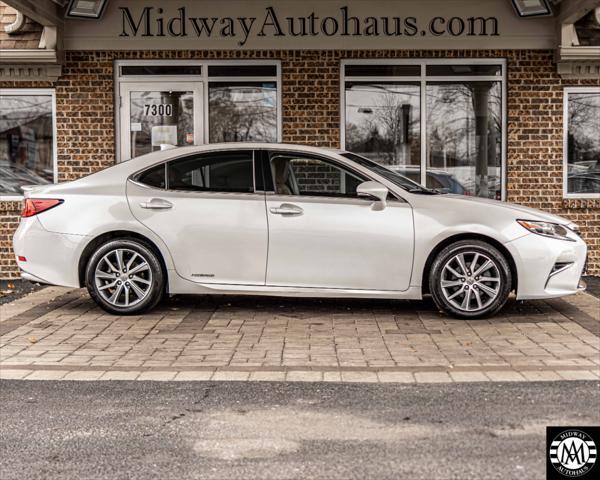 used 2017 Lexus ES 300h car, priced at $20,495