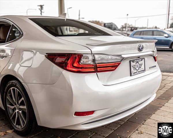 used 2017 Lexus ES 300h car, priced at $20,495