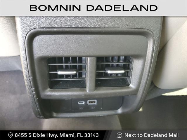 used 2022 Cadillac XT4 car, priced at $22,990