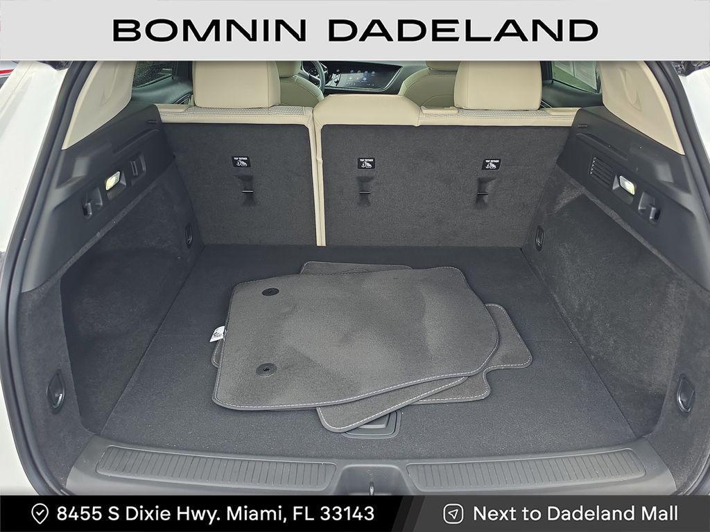 used 2023 Buick Envision car, priced at $18,990