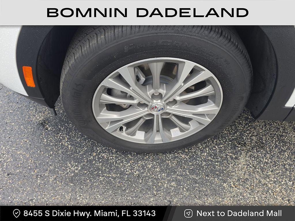 used 2023 Buick Envision car, priced at $18,990