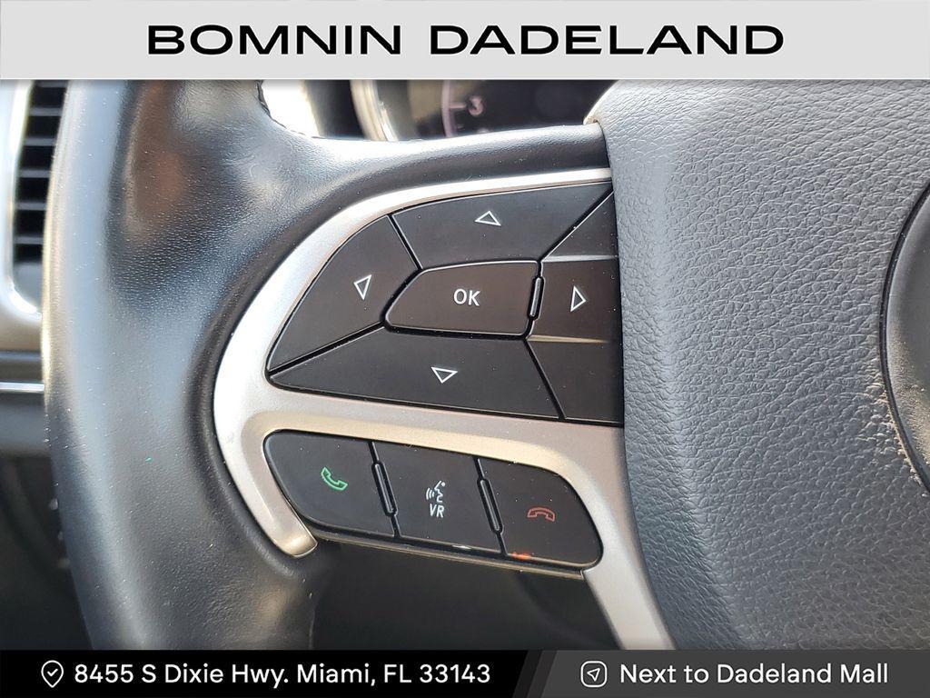 used 2022 Jeep Grand Cherokee car, priced at $22,990