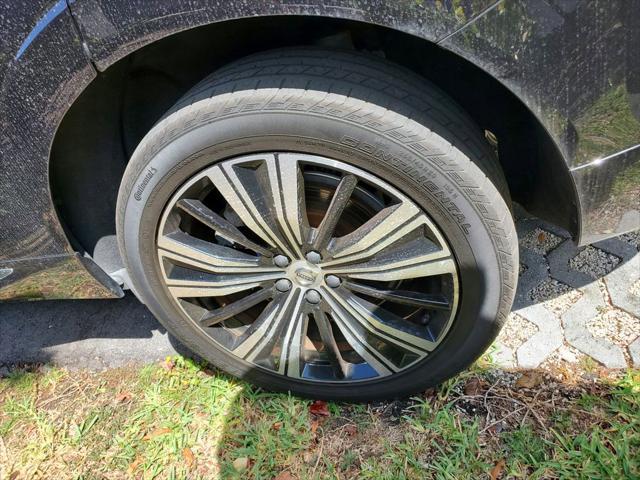 used 2022 Volvo XC60 car, priced at $31,990