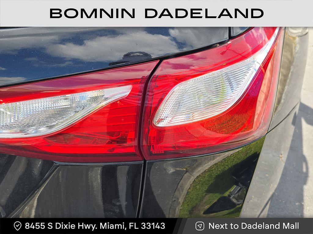 used 2021 Chevrolet Equinox car, priced at $11,990