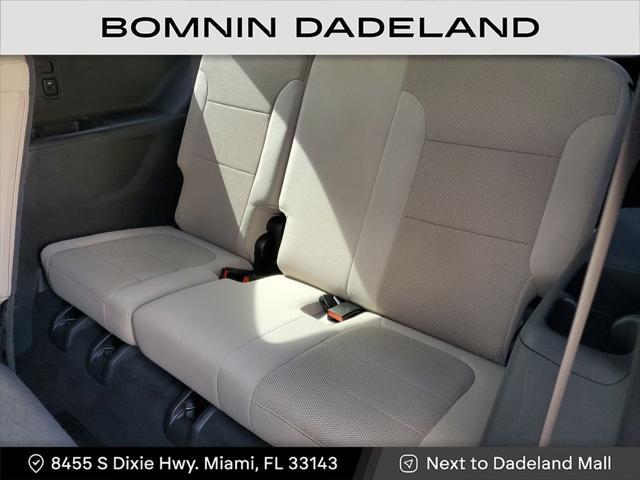 used 2023 Chevrolet Traverse car, priced at $22,990