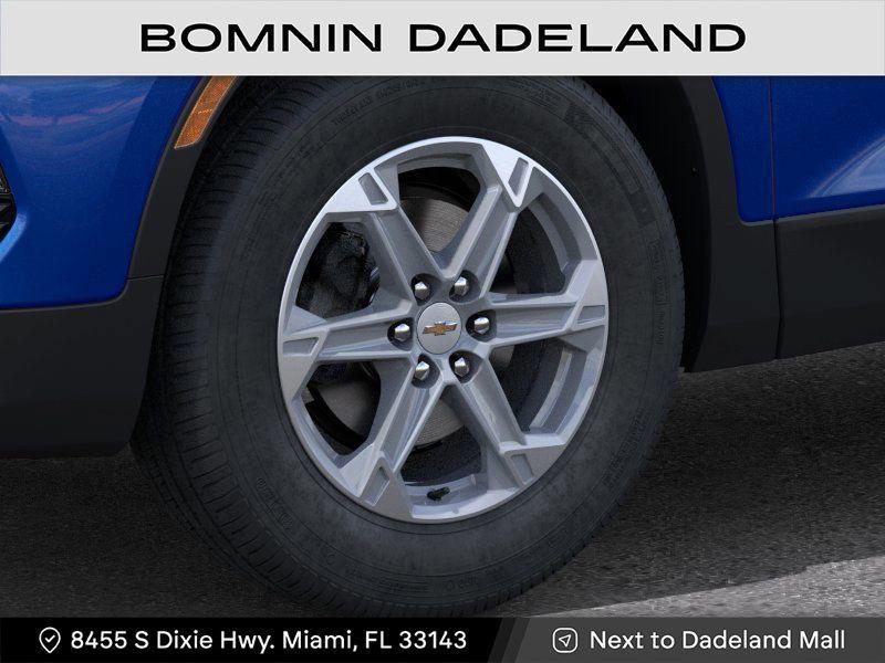 new 2025 Chevrolet Blazer car, priced at $25,995