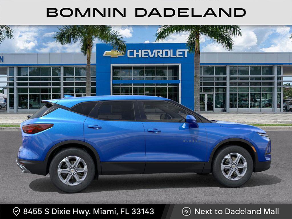 new 2025 Chevrolet Blazer car, priced at $25,995