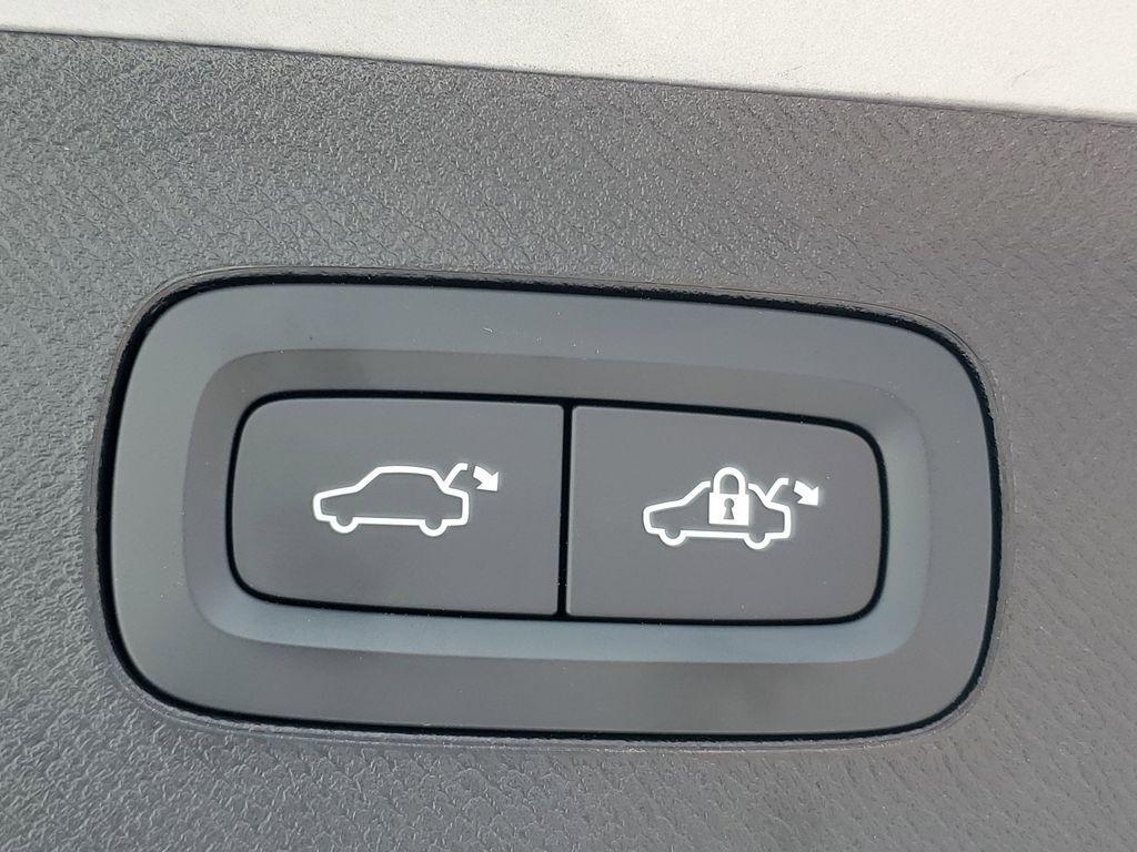 used 2023 Volvo XC90 Recharge Plug-In Hybrid car, priced at $49,490