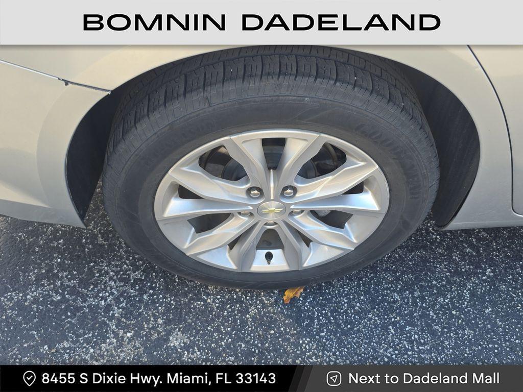 used 2020 Chevrolet Malibu car, priced at $9,490