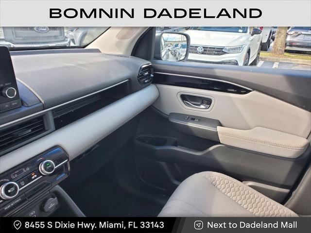 used 2023 Honda Pilot car, priced at $29,990