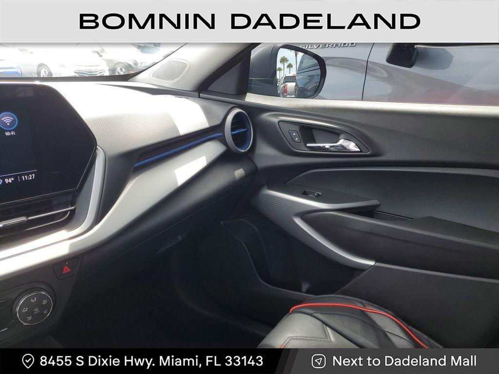 used 2025 Chevrolet Trax car, priced at $15,490