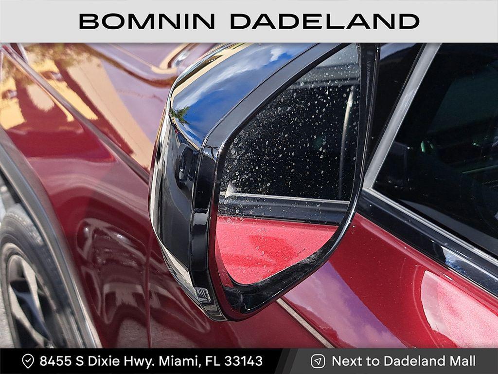 used 2024 Jeep Grand Cherokee car, priced at $29,990