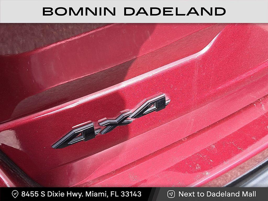 used 2024 Jeep Grand Cherokee car, priced at $29,990