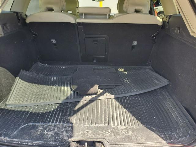 used 2023 Volvo XC60 car, priced at $36,990