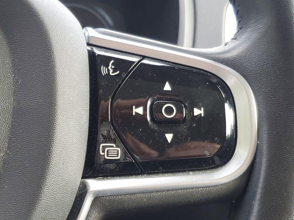 used 2022 Volvo XC90 Recharge Plug-In Hybrid car, priced at $44,990