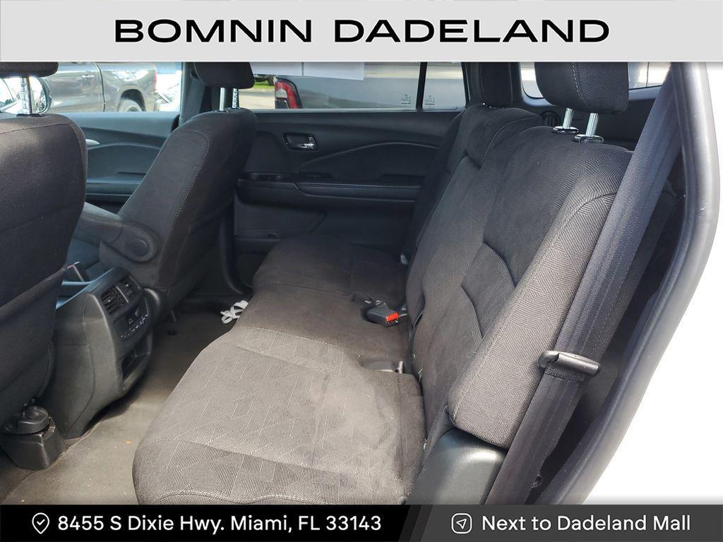 used 2022 Honda Pilot car, priced at $24,490