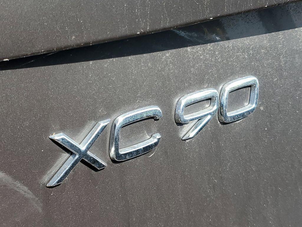 used 2023 Volvo XC90 car, priced at $37,990