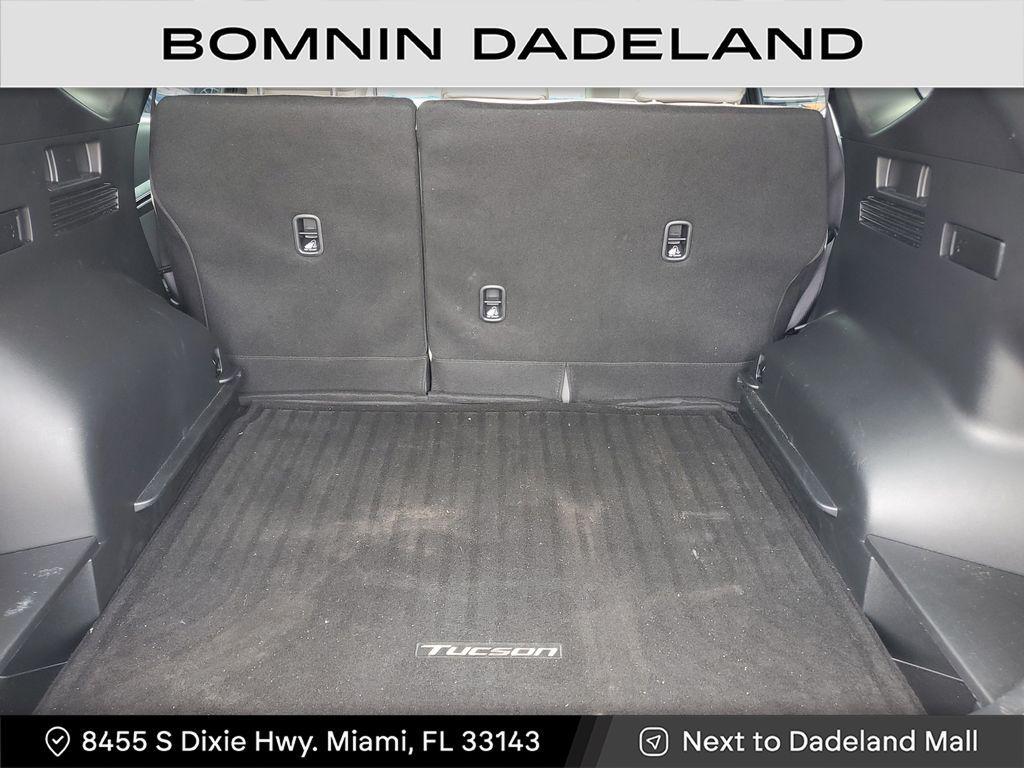 used 2024 Hyundai TUCSON Hybrid car, priced at $22,990