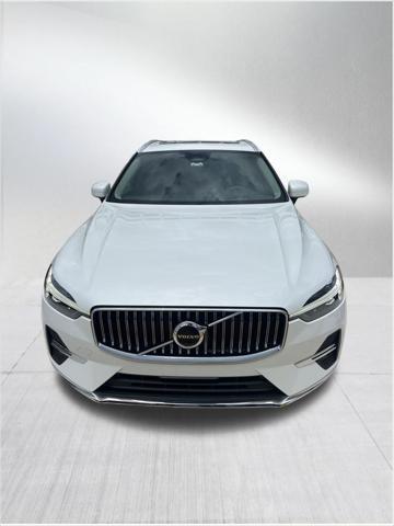 used 2022 Volvo XC60 car, priced at $34,990