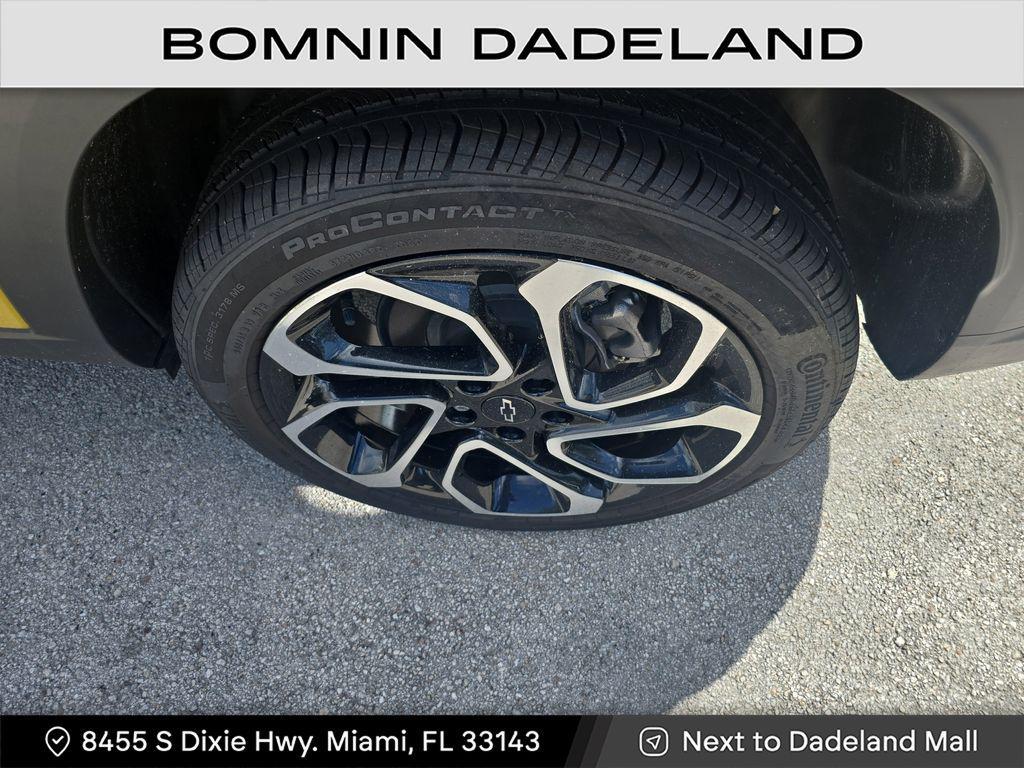 used 2025 Chevrolet Trax car, priced at $21,490