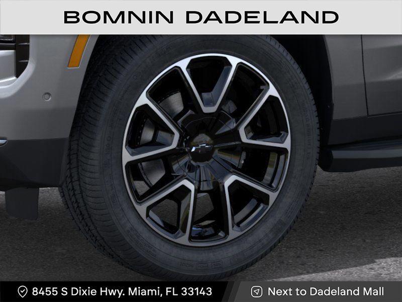 new 2025 Chevrolet Suburban car, priced at $68,735