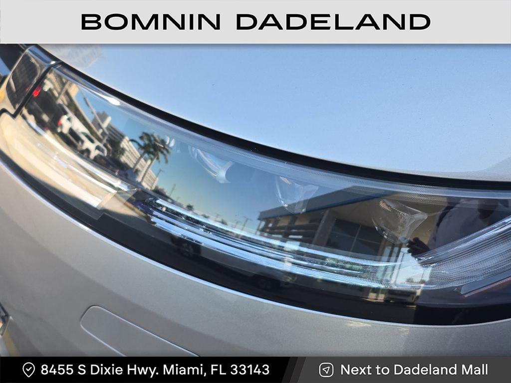 used 2024 Land Rover Range Rover Sport car, priced at $134,490