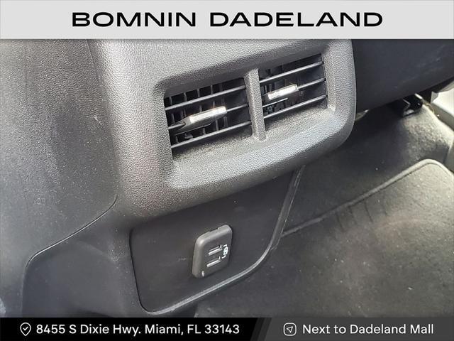 used 2022 Chevrolet Equinox car, priced at $17,490