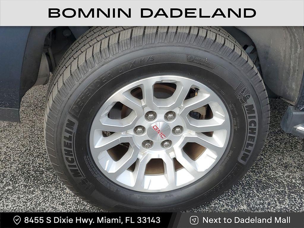 used 2019 GMC Yukon car, priced at $28,990