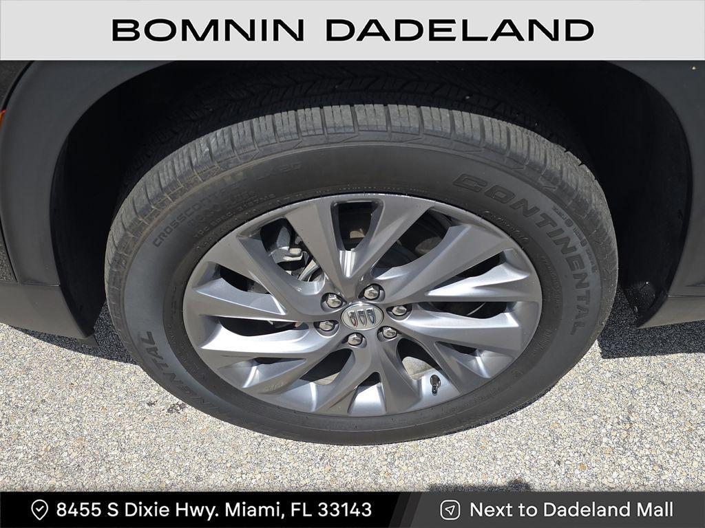 used 2025 Buick Enclave car, priced at $37,490