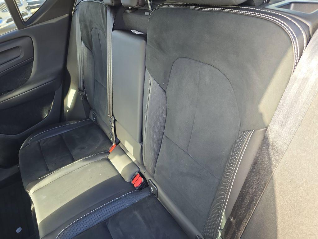 used 2020 Volvo XC40 car, priced at $25,490