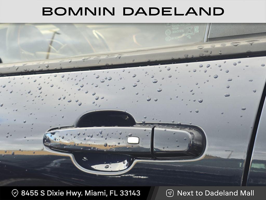 used 2020 Chevrolet Equinox car, priced at $11,990