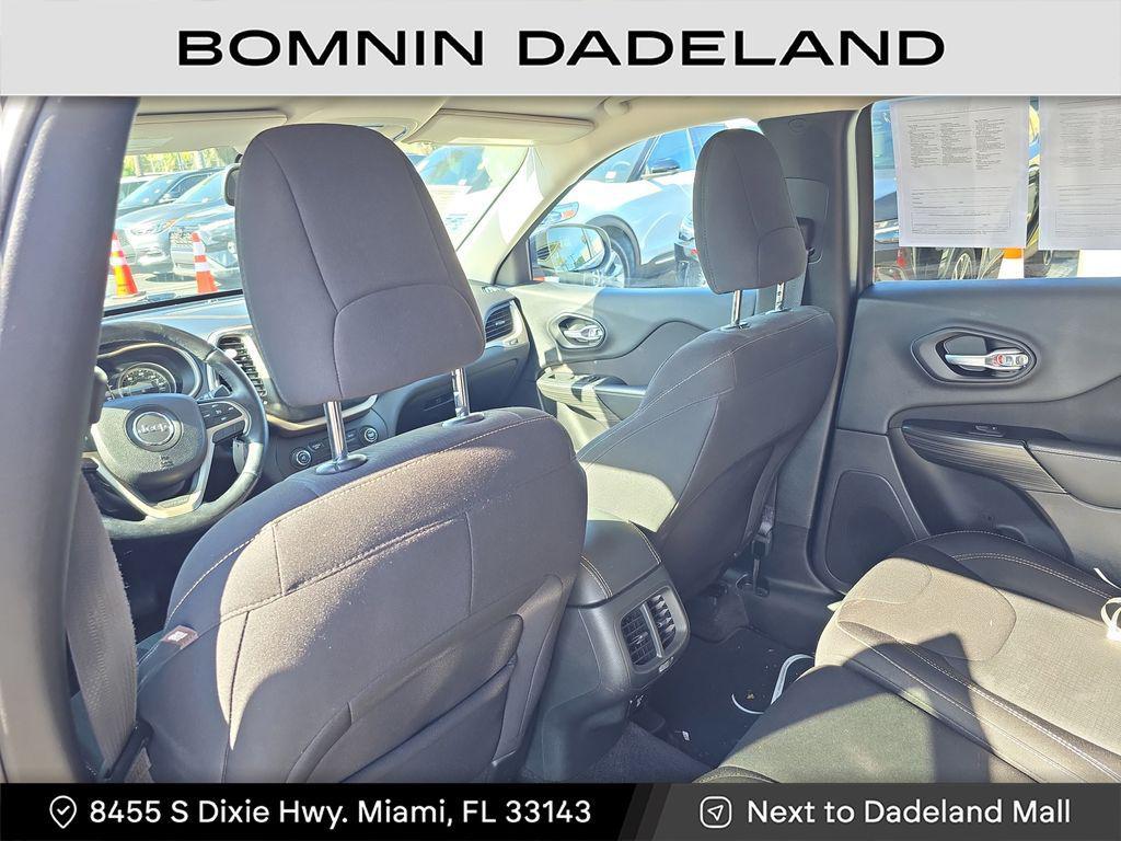 used 2016 Jeep Cherokee car, priced at $8,990