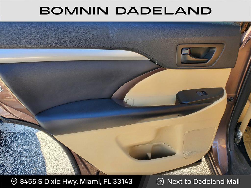 used 2018 Toyota Highlander car, priced at $21,990