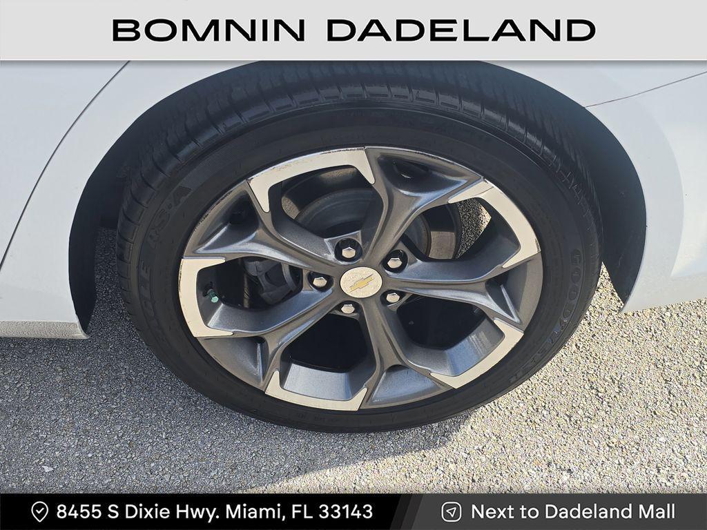 used 2021 Chevrolet Malibu car, priced at $11,990