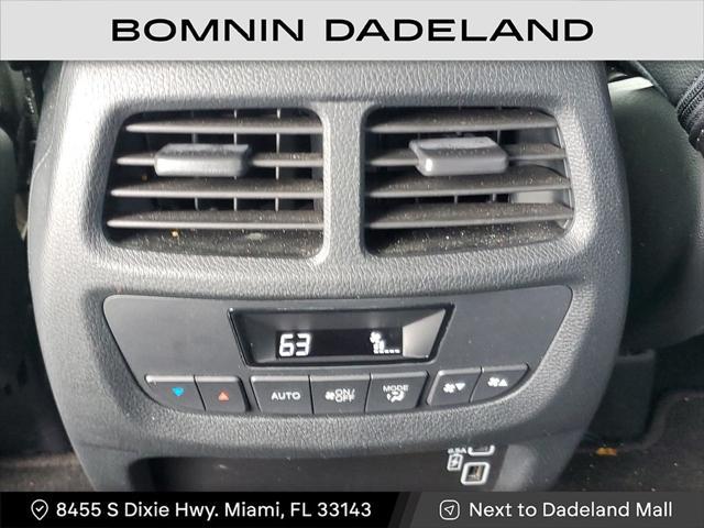 used 2022 Honda Pilot car, priced at $28,990