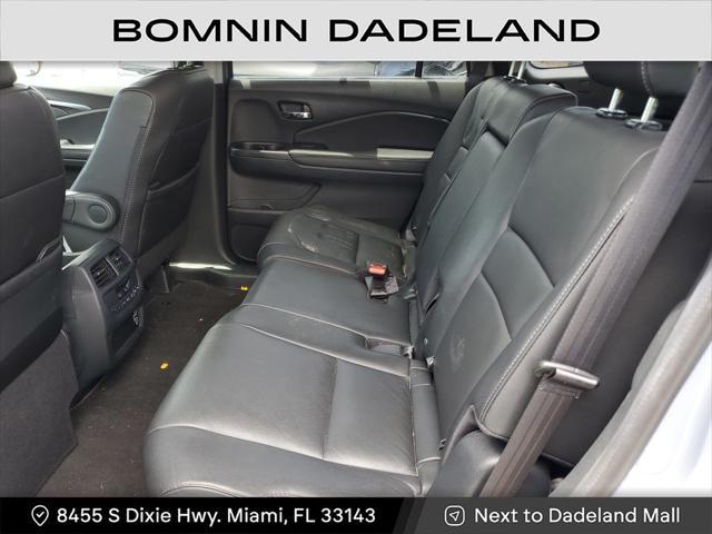 used 2022 Honda Pilot car, priced at $28,990