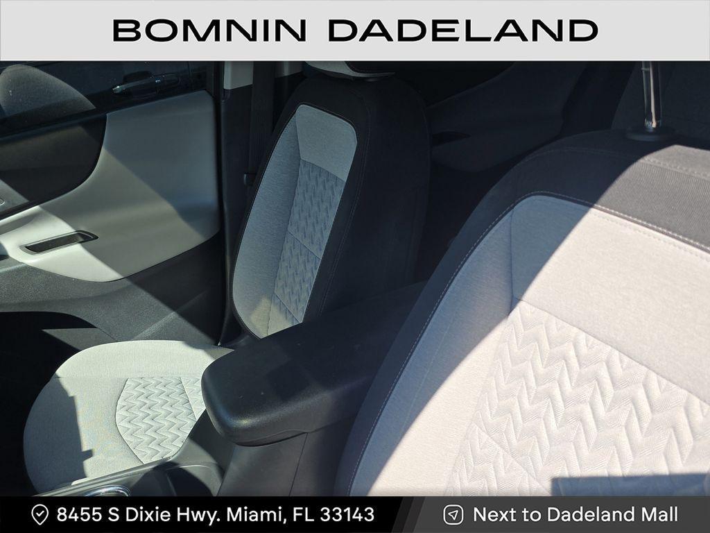 used 2022 Chevrolet Equinox car, priced at $12,490