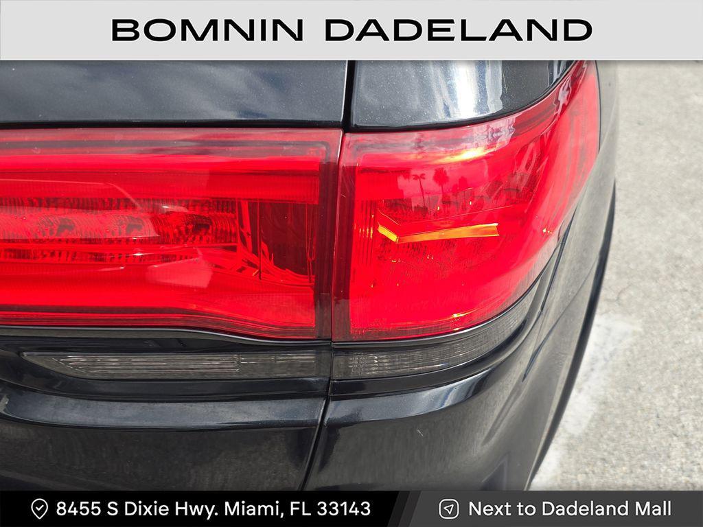 used 2015 Jeep Grand Cherokee car, priced at $13,990