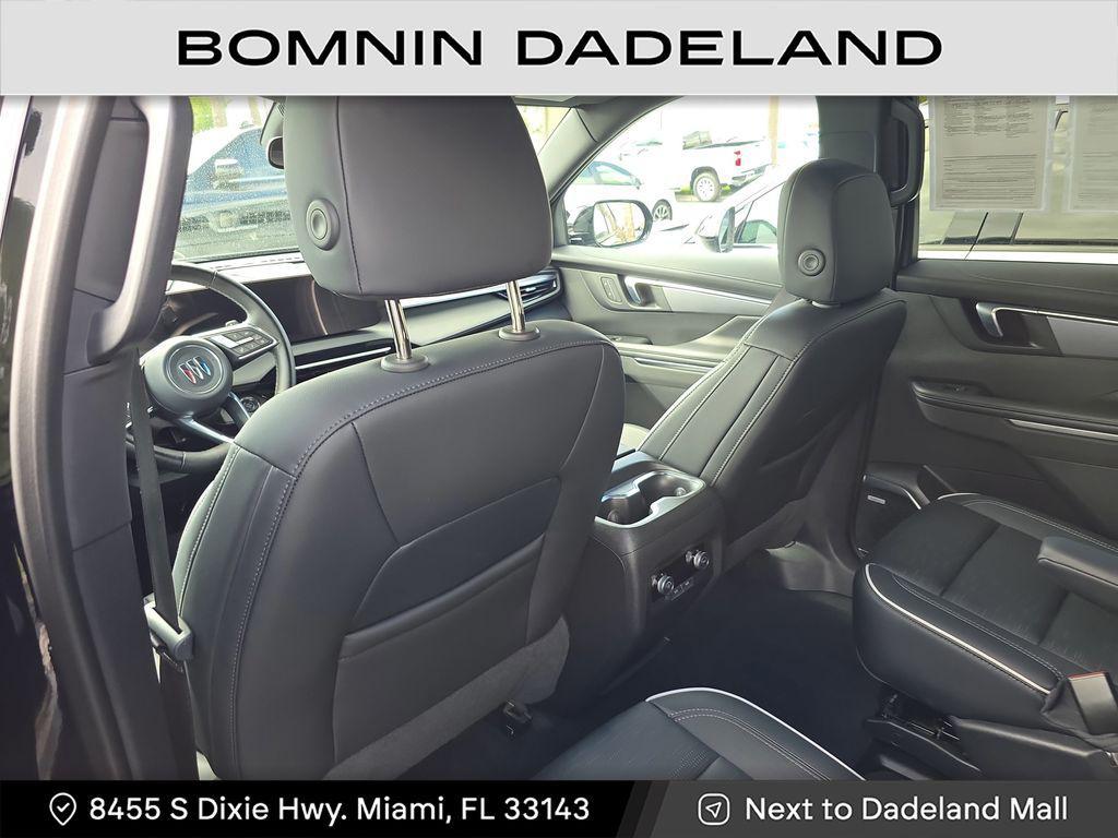 used 2025 Buick Enclave car, priced at $39,490