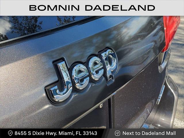 used 2015 Jeep Grand Cherokee car, priced at $9,990